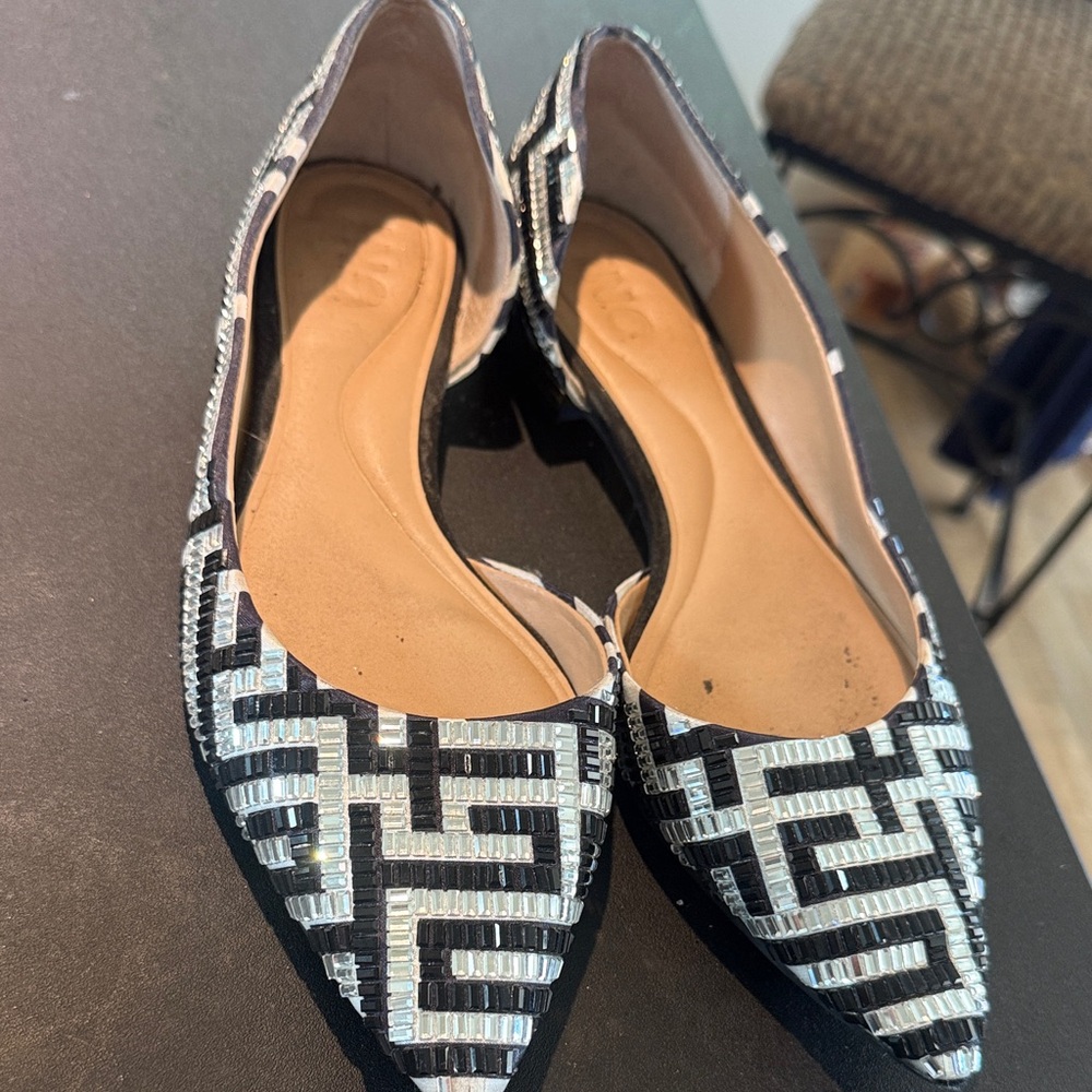 INC International Concepts Geometric Black and Silver Flats - Picture 2 of 4
